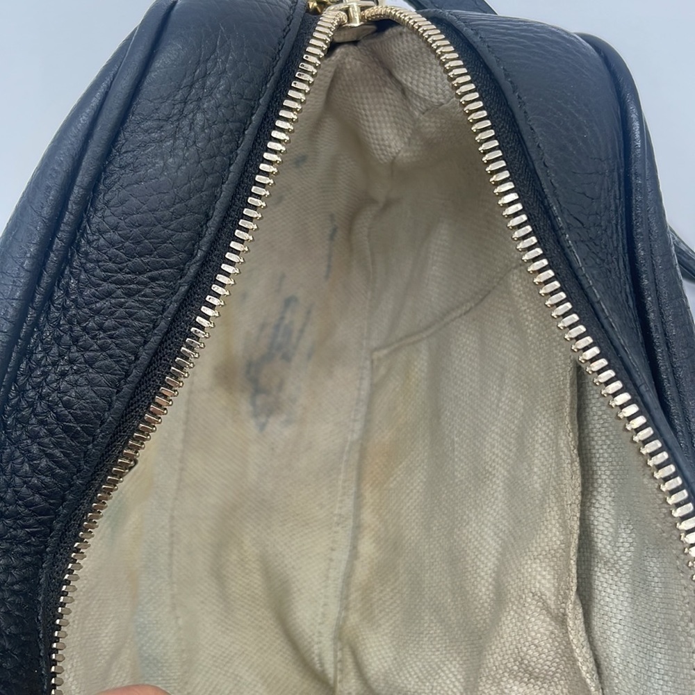 Gucci Black pebbled leather Soho Disco camera bag with tassel Rare - Picture 5 of 10